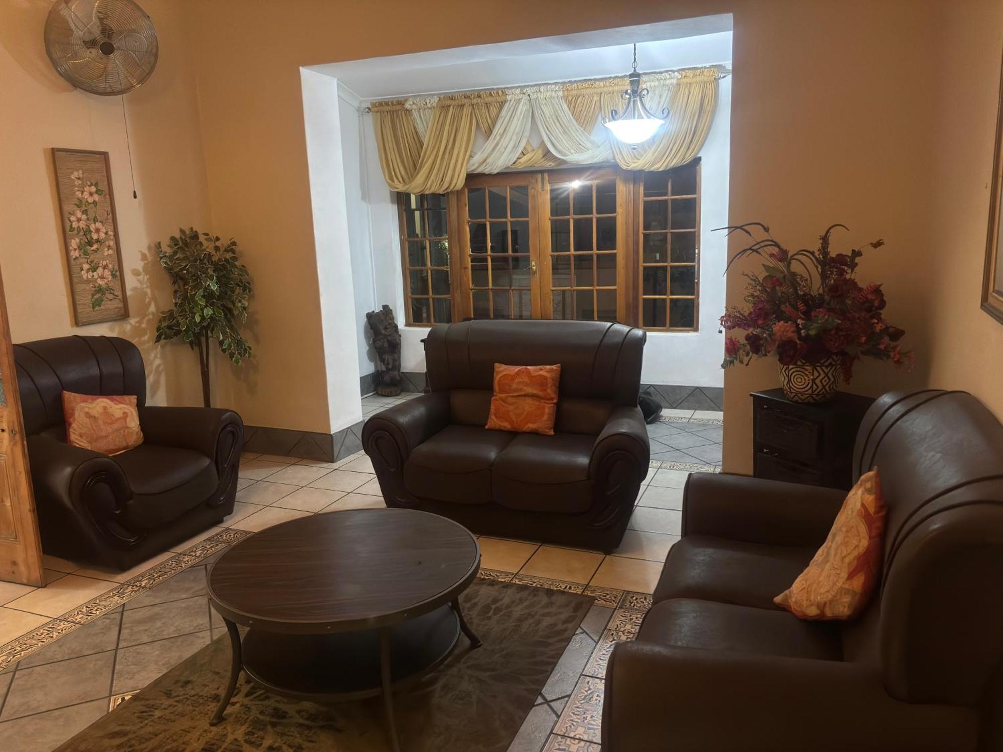Rita'S Guesthouse Cc 弗莱海德 外观 照片